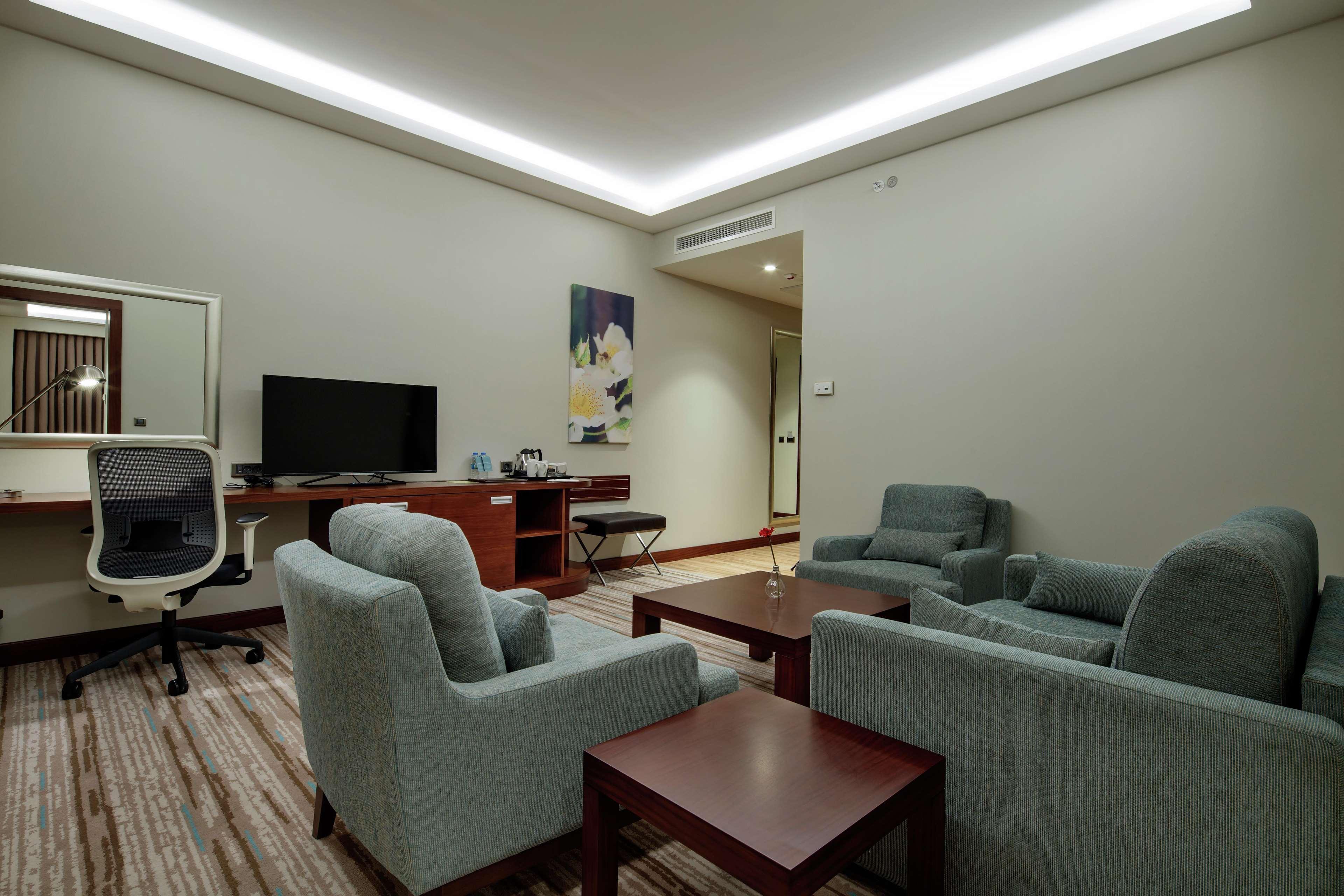 Hilton Garden Inn Çorlu Buitenkant foto