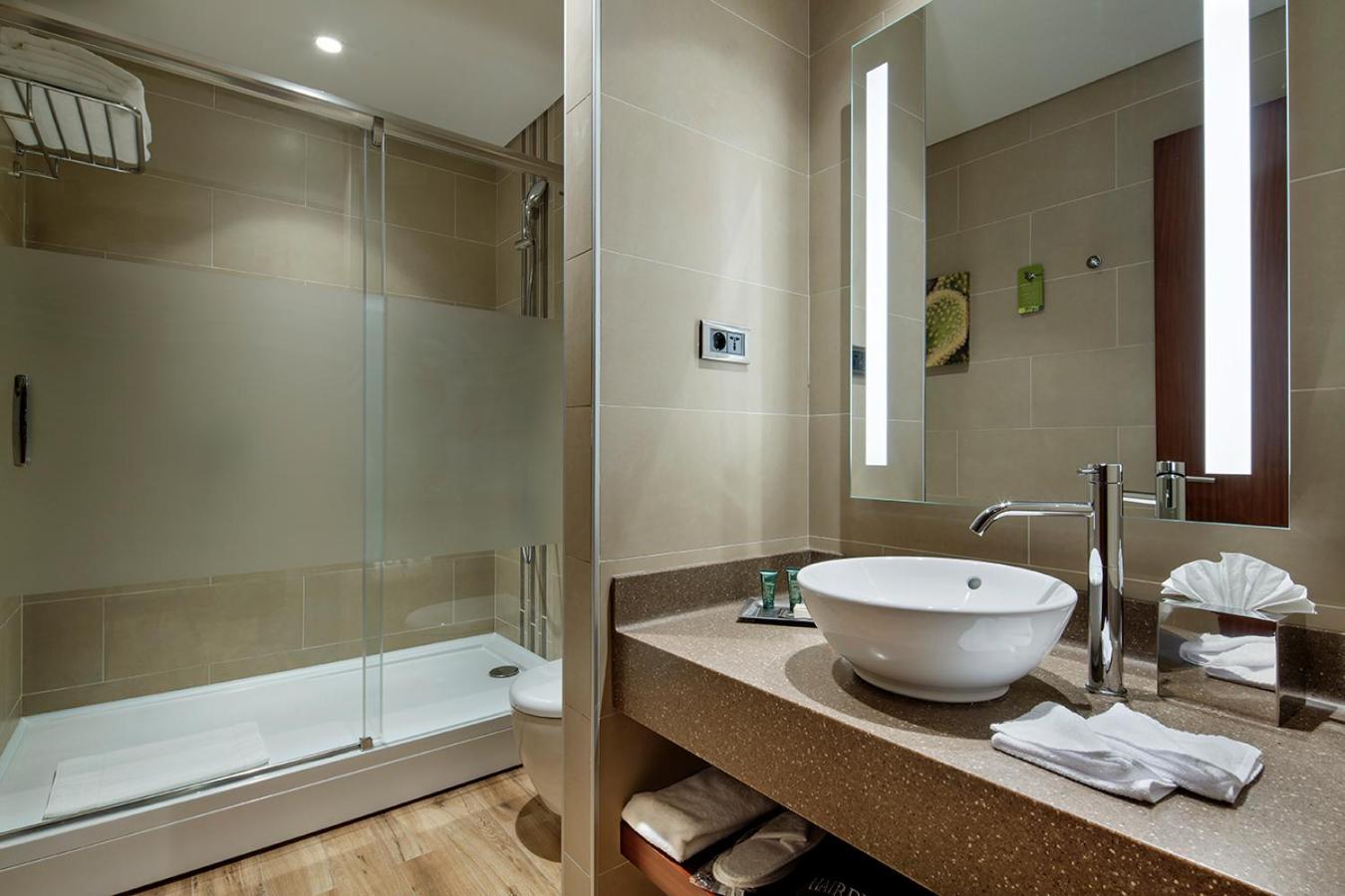 Hilton Garden Inn Çorlu Buitenkant foto